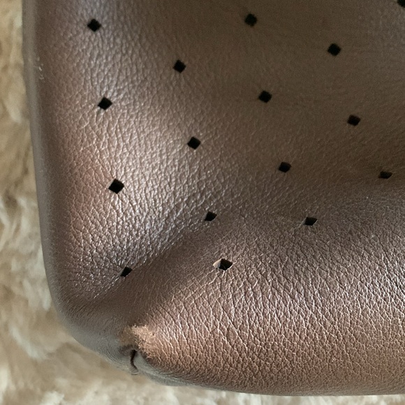 Madewell Leather Crossbody - Picture 6 of 11